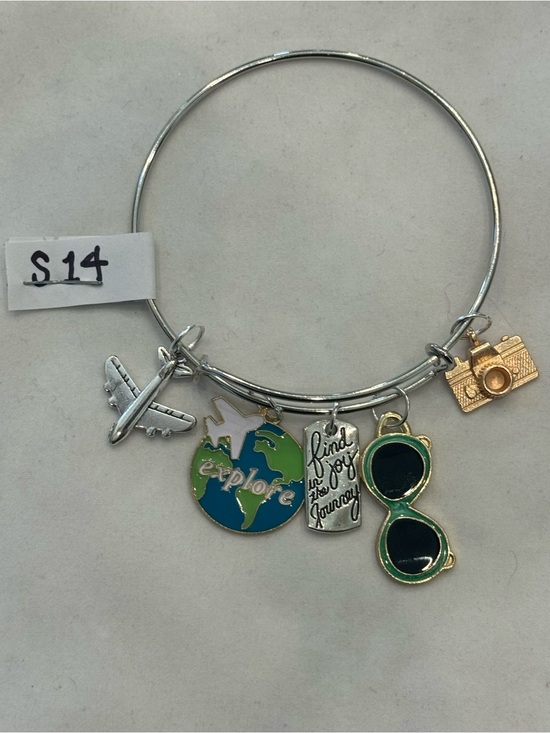 Hand Crafted Jewelry - S14 Travel Adventure Journey Sunglasses Camera World Charm Bangle Bracelet